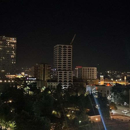 Free Parking Skanderbeg Square - Spacious Central Apartment Tirana Esterno foto