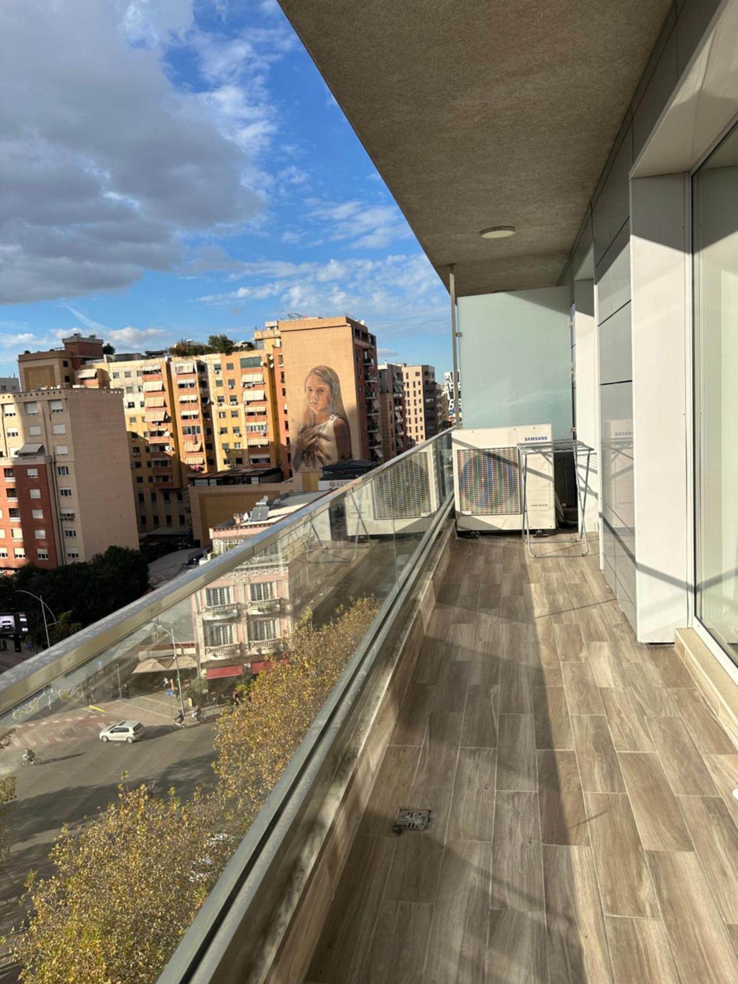 Free Parking Skanderbeg Square - Spacious Central Apartment Tirana Esterno foto