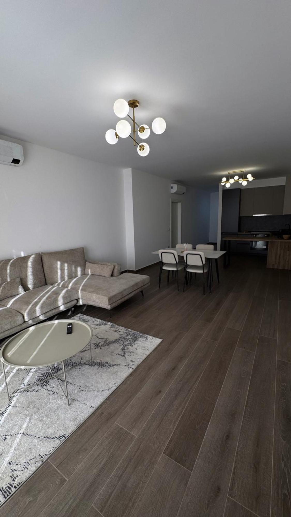 Free Parking Skanderbeg Square - Spacious Central Apartment Tirana Esterno foto